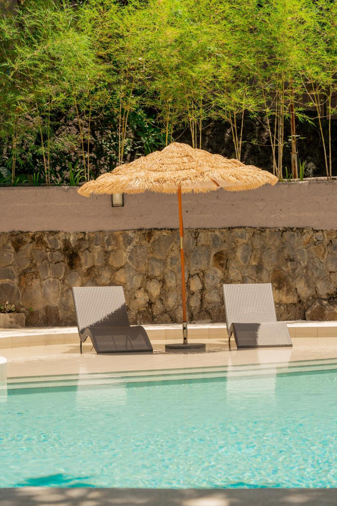 Altaroca Mountain Resort Antipolo Buitenkant foto